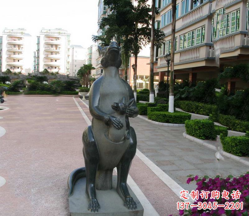 甘肃动物园礼品精美袋鼠雕塑