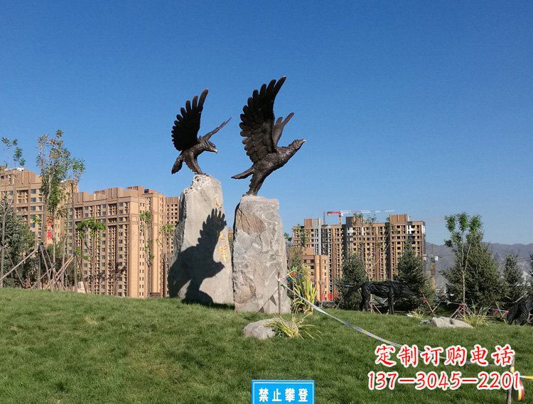 甘肃全新设计的精致老鹰雕塑