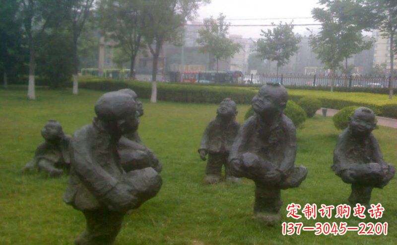 甘肃中领雕塑为您打造精美的儿童斗鸡雕塑