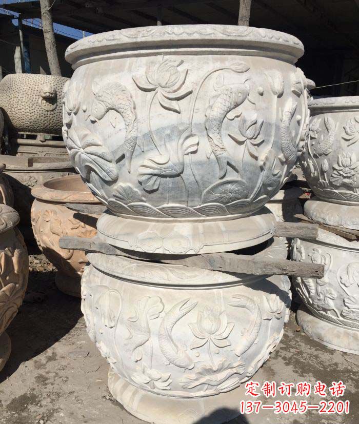 甘肃精美荷花雕塑 彰显优雅之美