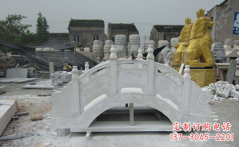 甘肃精美的大理石拱桥雕塑