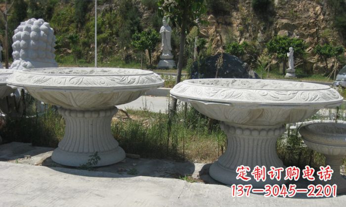 甘肃美轮美奂的大理石花盆雕塑