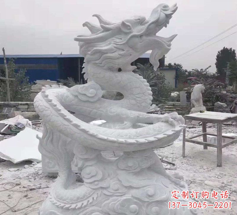 甘肃公园景区盘龙石雕