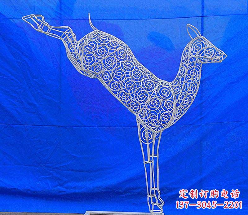 甘肃中领雕塑梅花鹿不锈钢镂空雕塑
