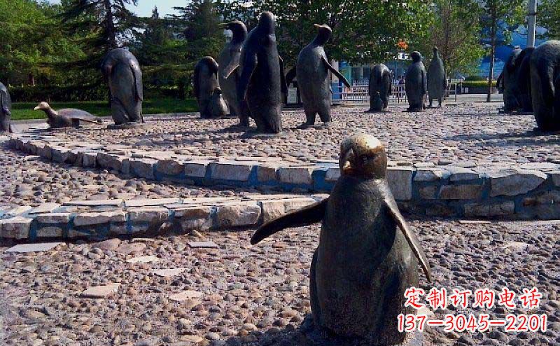 甘肃公园企鹅动物铜雕