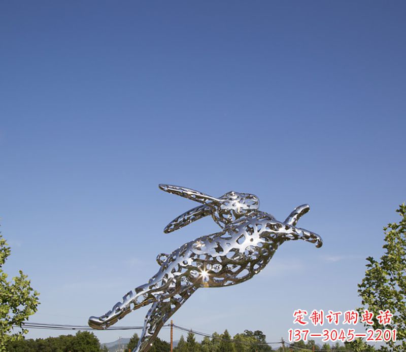 甘肃不锈钢兔子雕塑