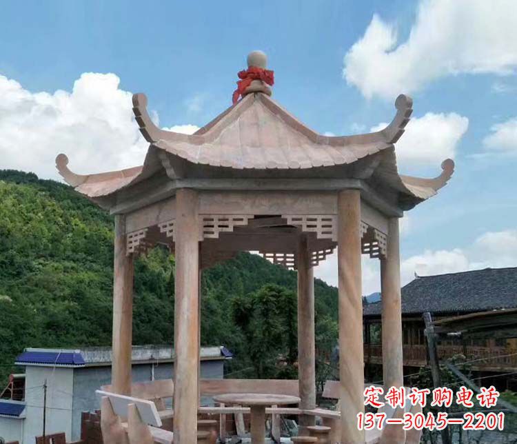 甘肃一流的公园晚霞红六角石雕凉亭