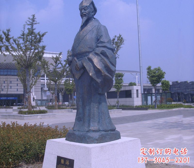 甘肃传承古代文化的陆游雕塑