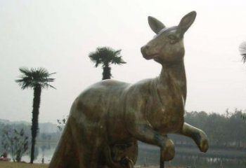 甘肃高贵雅致的袋鼠铜雕