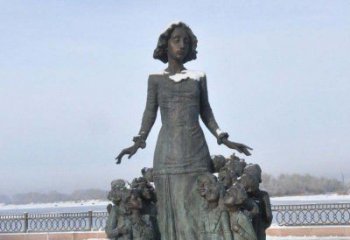 甘肃铜雕学生人物欢乐的小学生雕塑