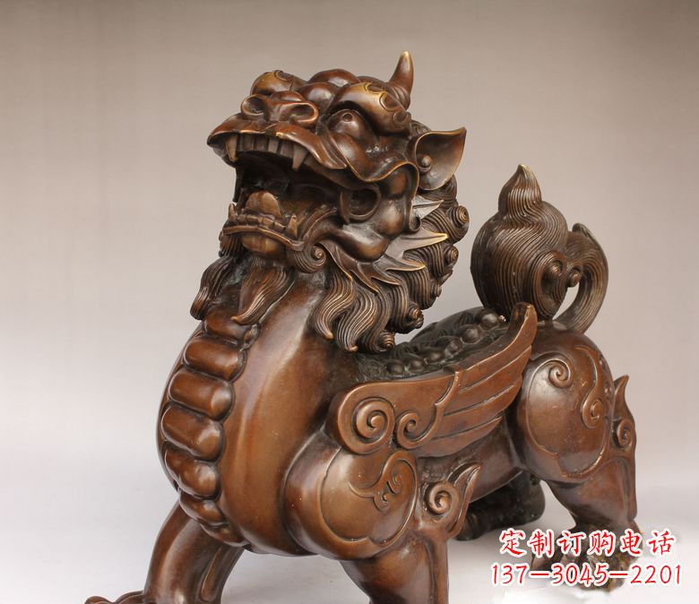 甘肃古代神兽貔貅铜雕 