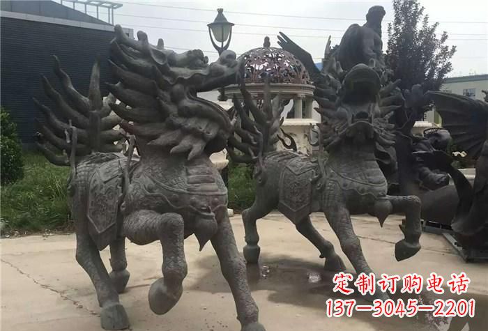 甘肃精美的古典铜麒麟雕塑