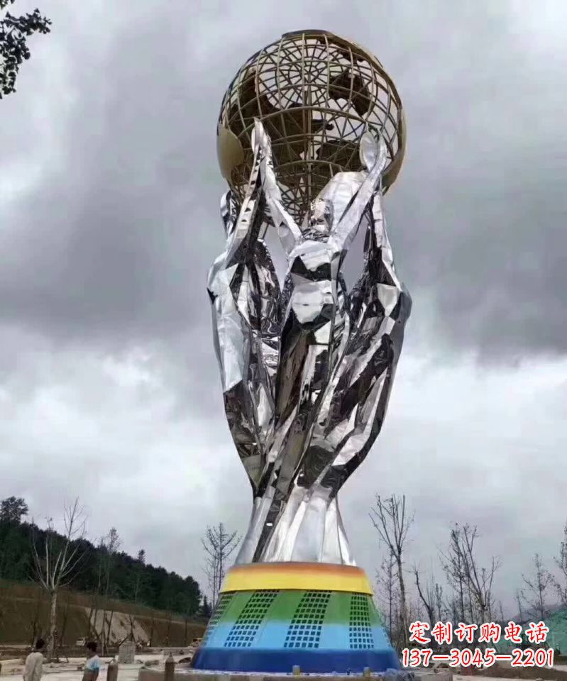 甘肃精致的不锈钢手托地球雕塑