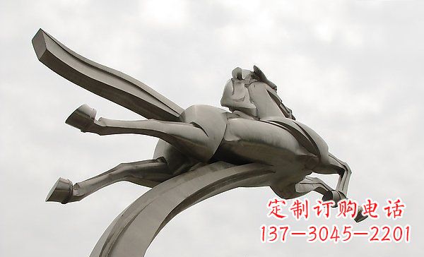 甘肃中领雕塑:高精度不锈钢一马当先雕塑