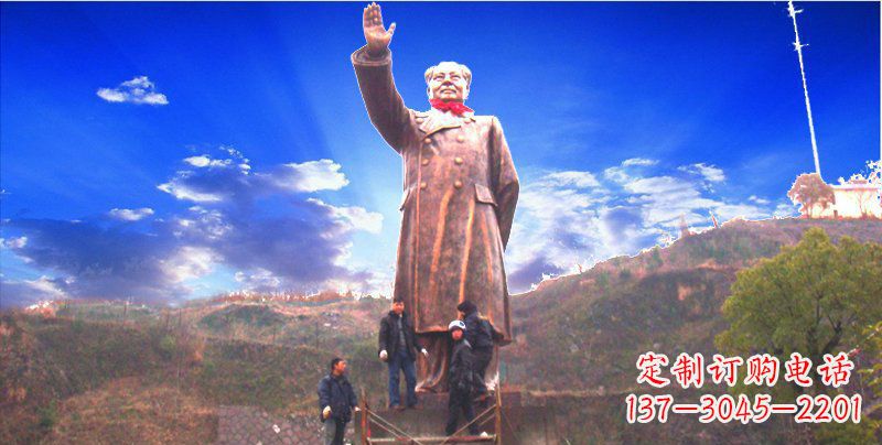 甘肃广场大型毛主席伟人铜雕