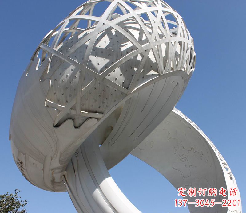 甘肃艺术品级不锈钢戒指雕塑