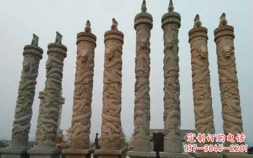 甘肃风格独特的盘龙石雕