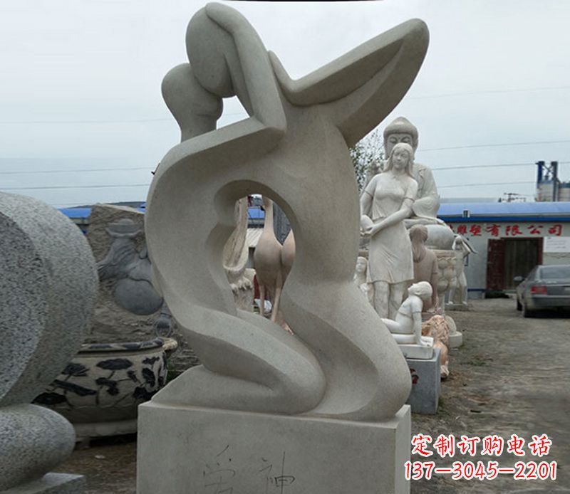 甘肃广场情侣人物石雕
