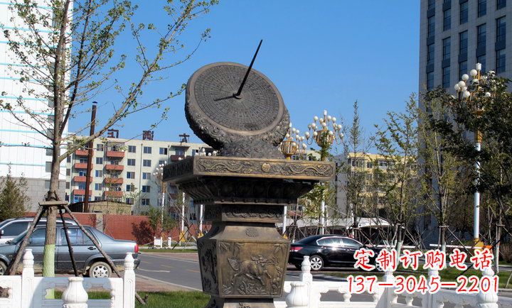 甘肃广场日晷铜雕