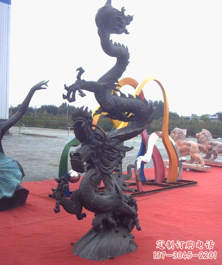 甘肃广场神龙铜雕