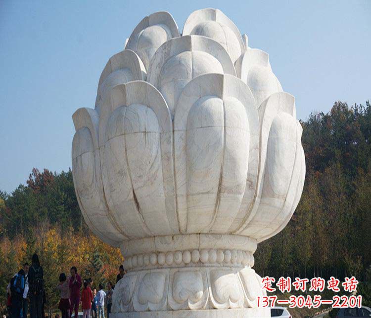 甘肃荷花雕塑,引领广场石雕时尚
