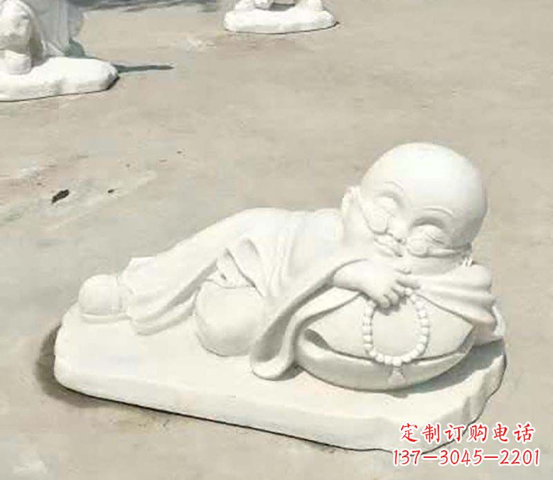 甘肃传统尊贵,别具一格的汉白玉小和尚雕塑