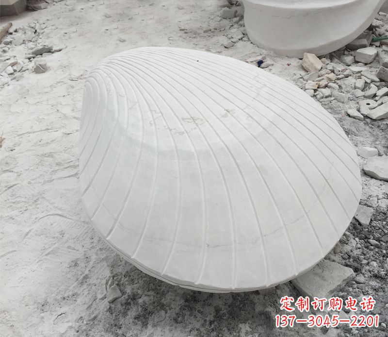 甘肃用贝壳雕刻出美丽的汉白玉雕塑