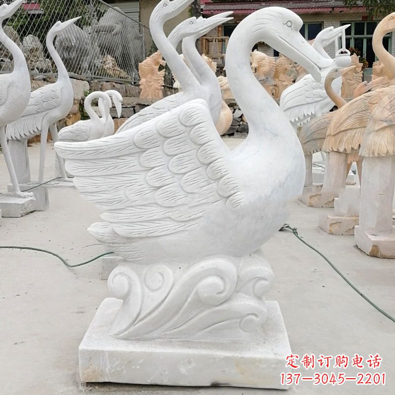 甘肃中领雕塑:精美的吐水天鹅雕塑