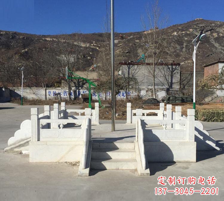甘肃汉白玉雕刻的精致升旗台