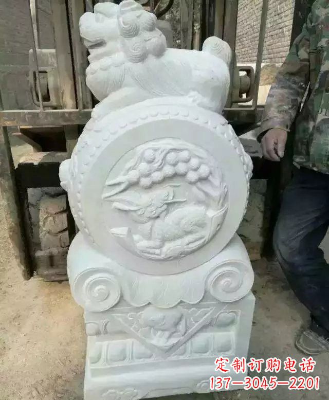 甘肃中领雕塑出品,精雕细琢汉白玉狮子门墩