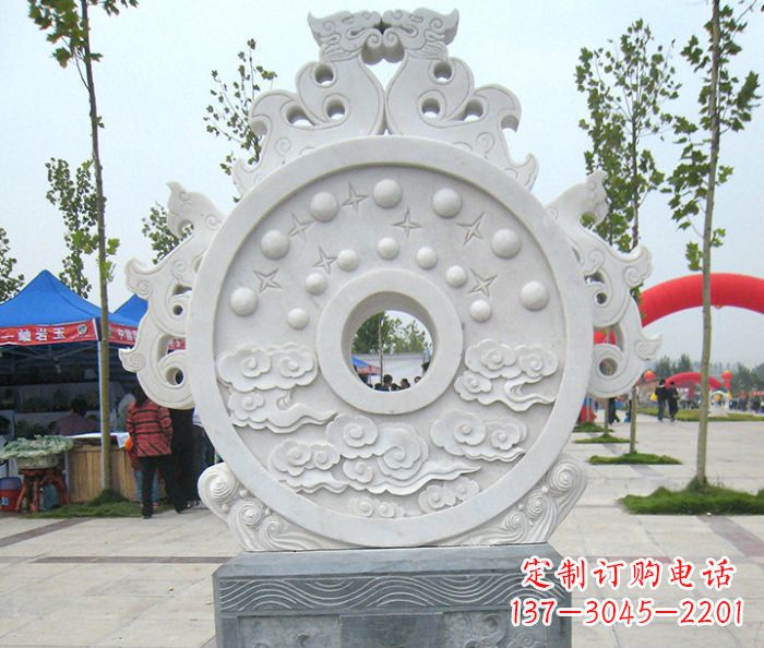 甘肃精雕细琢汉白玉双龙石门墩雕塑