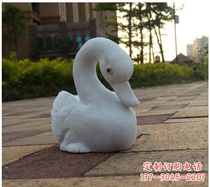 甘肃汉白玉天鹅石雕塑,精美瑰丽
