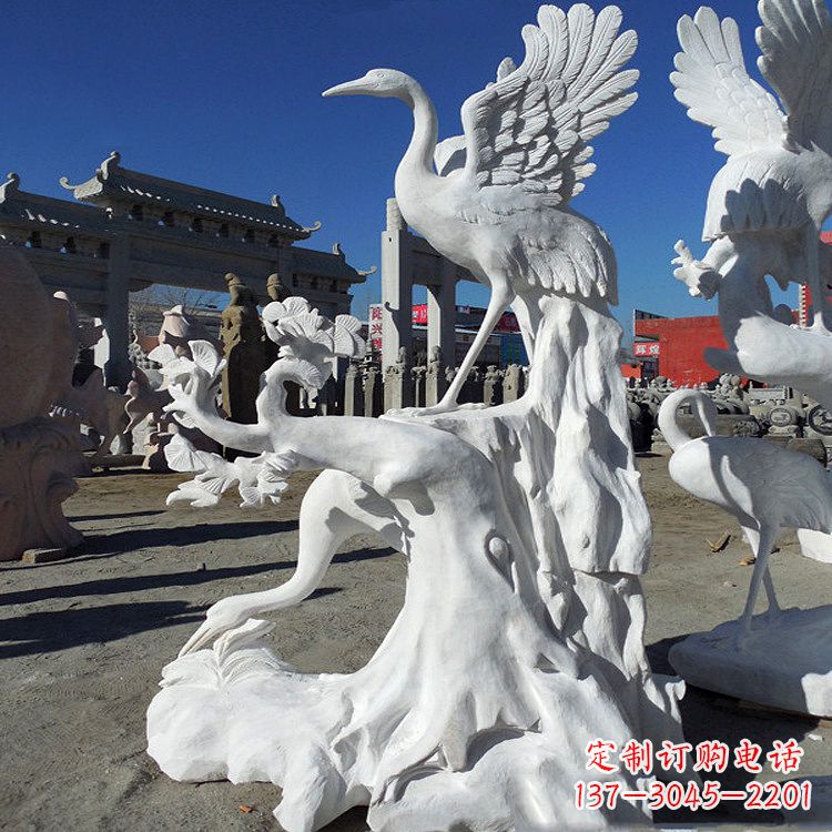 甘肃汉白玉仙鹤景观石雕