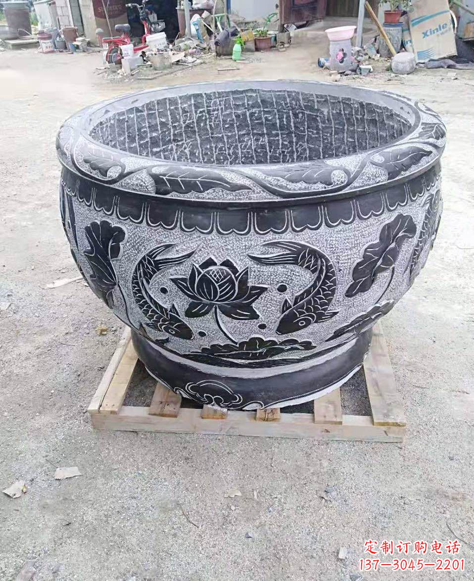 甘肃精美鲤鱼雕塑,一颗荷花必不可少