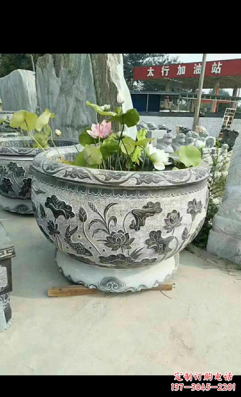甘肃精美荷花鲤鱼石浮雕水缸