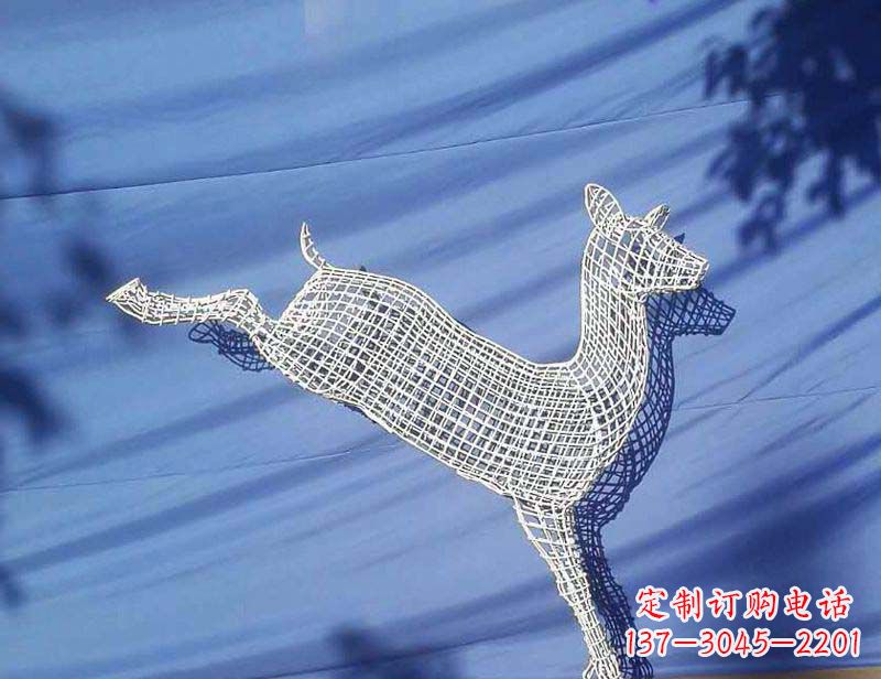 甘肃户外不锈钢小鹿造型雕塑