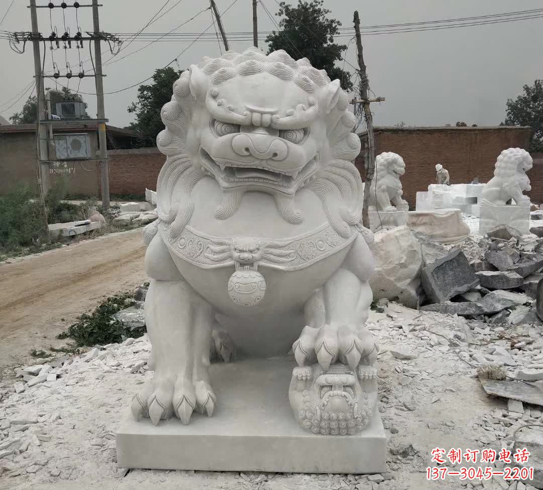 甘肃户外狮子踩球石雕