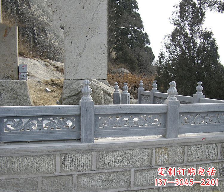 甘肃中领雕塑:门神镇守!大理石栏板石雕
