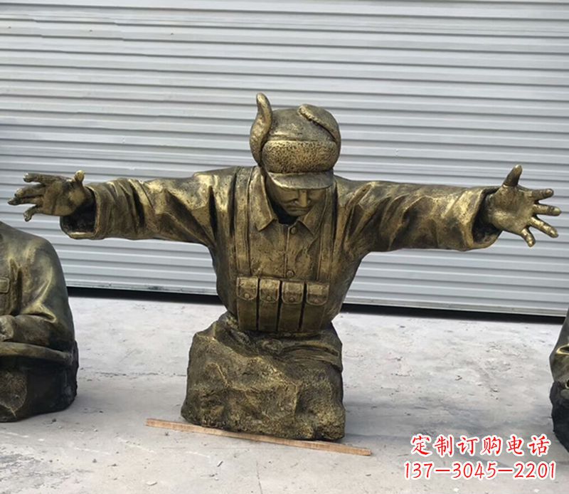 甘肃黄继光铜雕是由中领雕塑定制的精致作品。中…