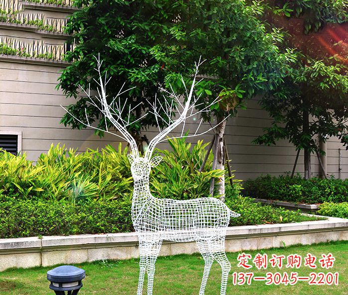 甘肃回头麋鹿不锈钢雕塑