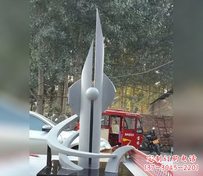 甘肃不锈钢火箭剪纸雕塑,展现创新科技美学