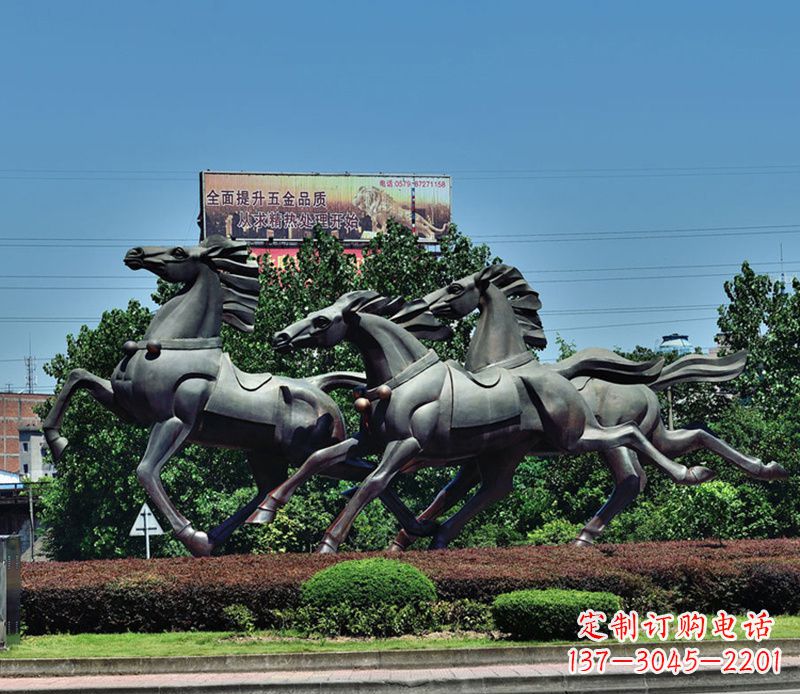 甘肃非凡运动,街边奔马铜雕塑