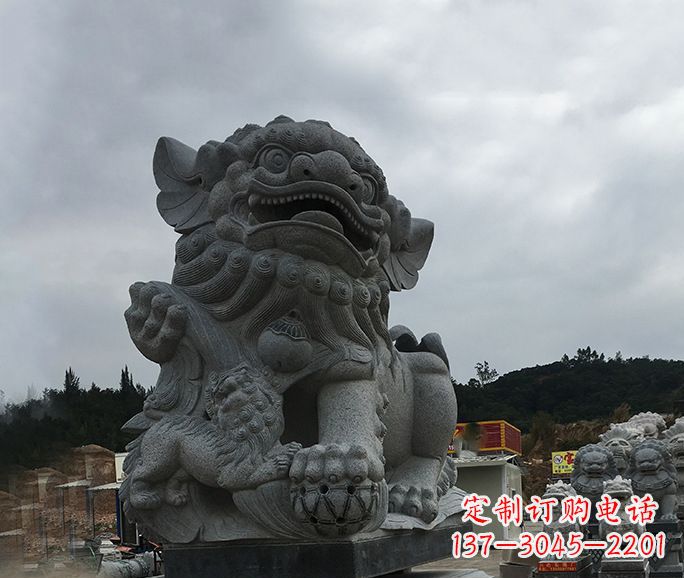 甘肃街边景观南方狮子石雕