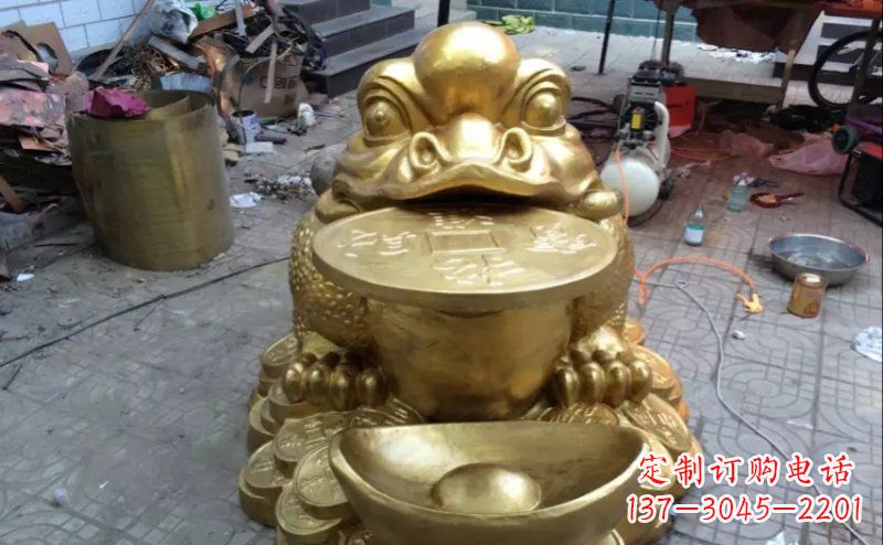 甘肃铜质金蟾招财动物雕塑