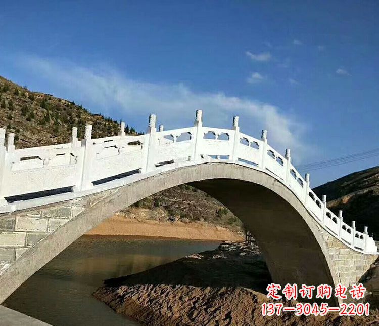 甘肃卓越之作:汉白玉拱桥雕塑