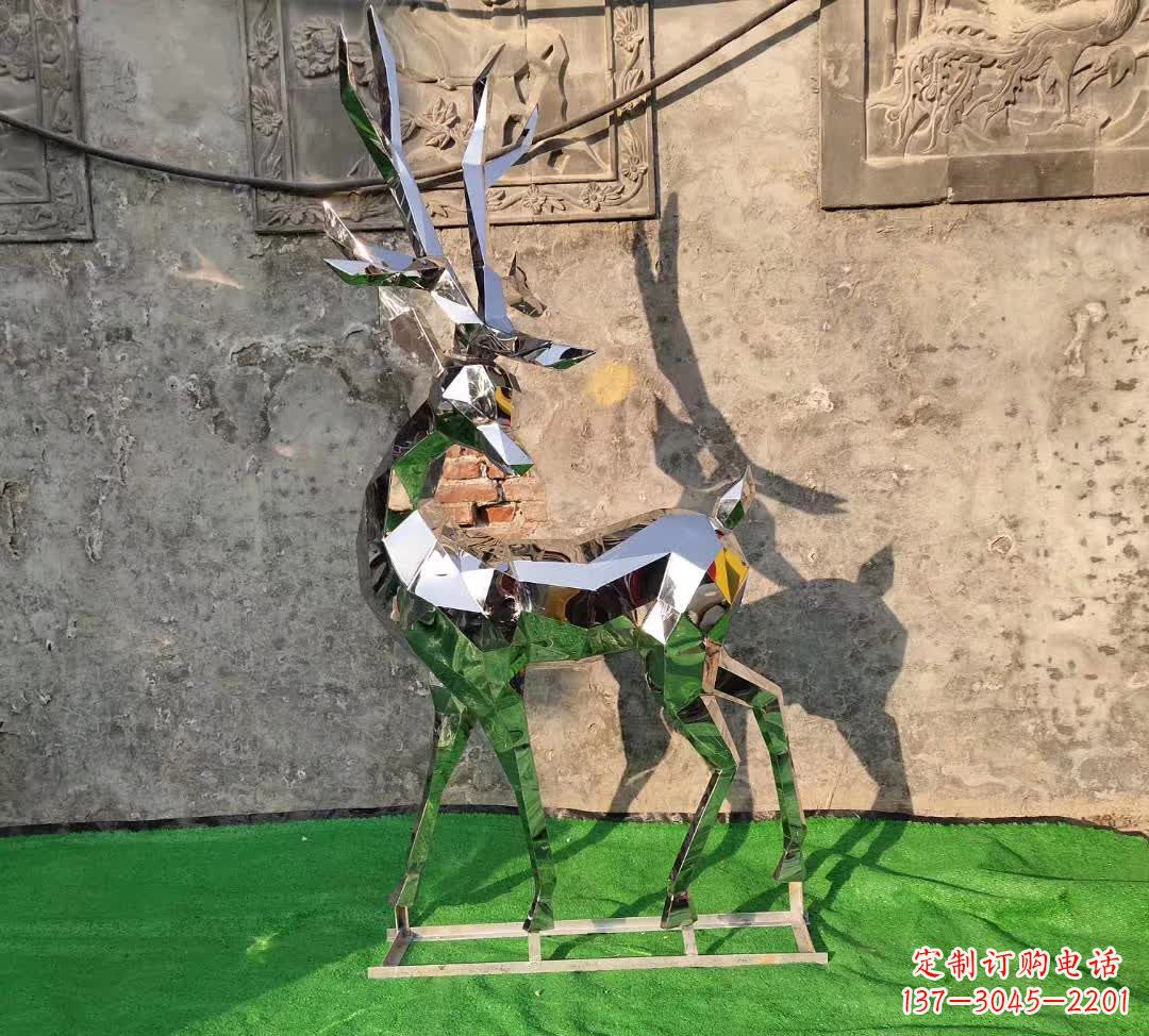 甘肃闪耀华丽的不锈钢几何梅花鹿雕塑