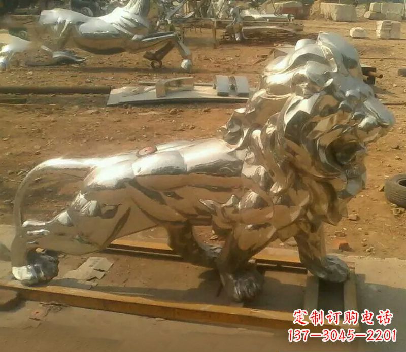 甘肃一缕金光,精致的镜面不锈钢狮子雕塑
