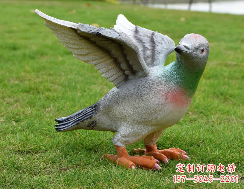 甘肃深具历史意义的和平鸽雕塑