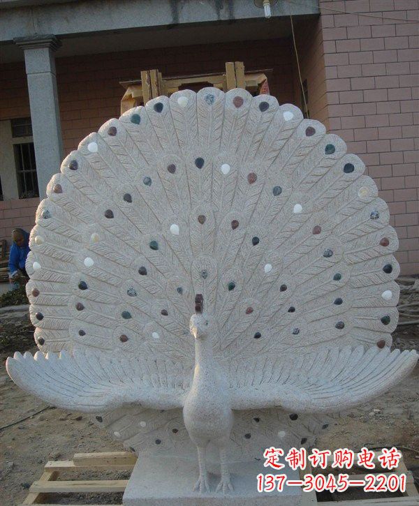 甘肃孔雀开屏石雕222