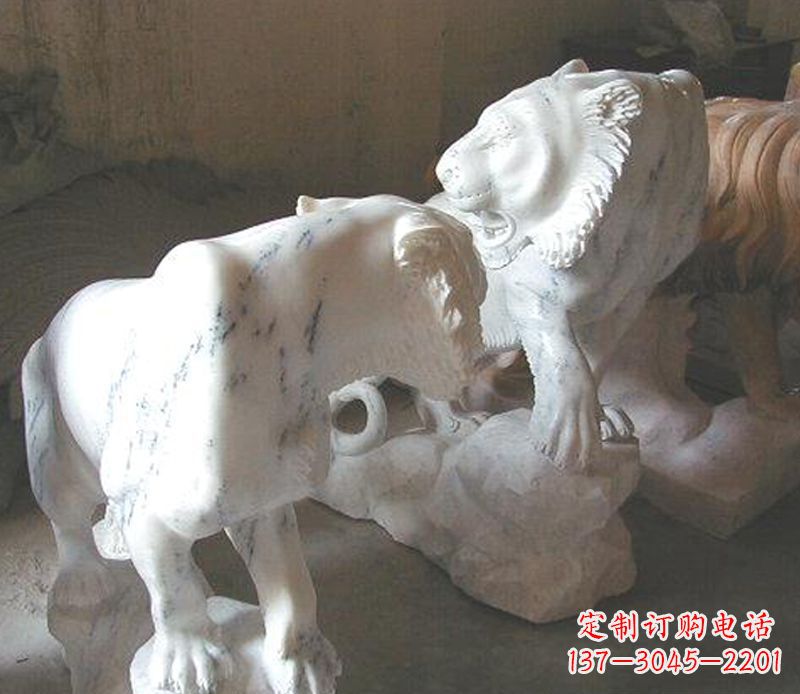 甘肃老虎石雕
